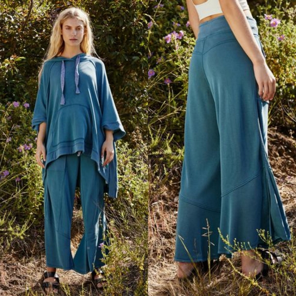Free People Movement stride on wide leg crop pants